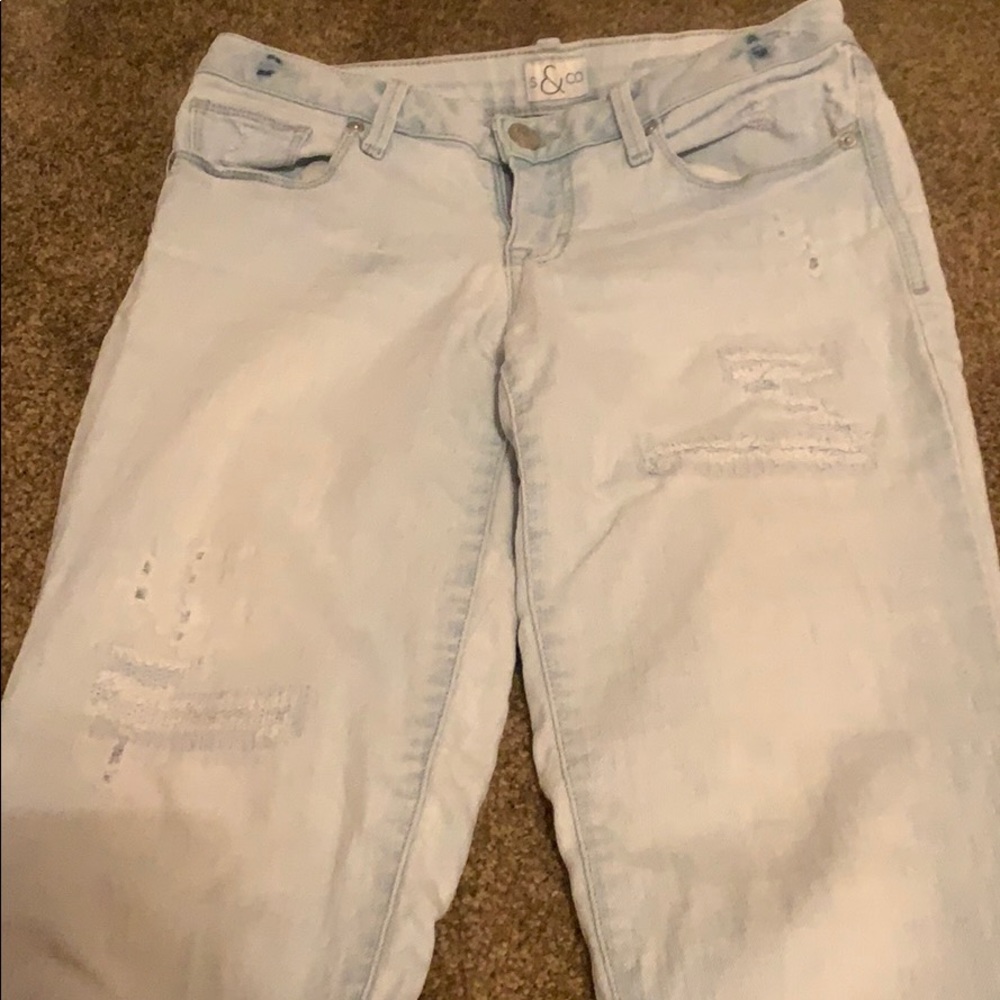 Distressed Jean - Picture 2 of 2